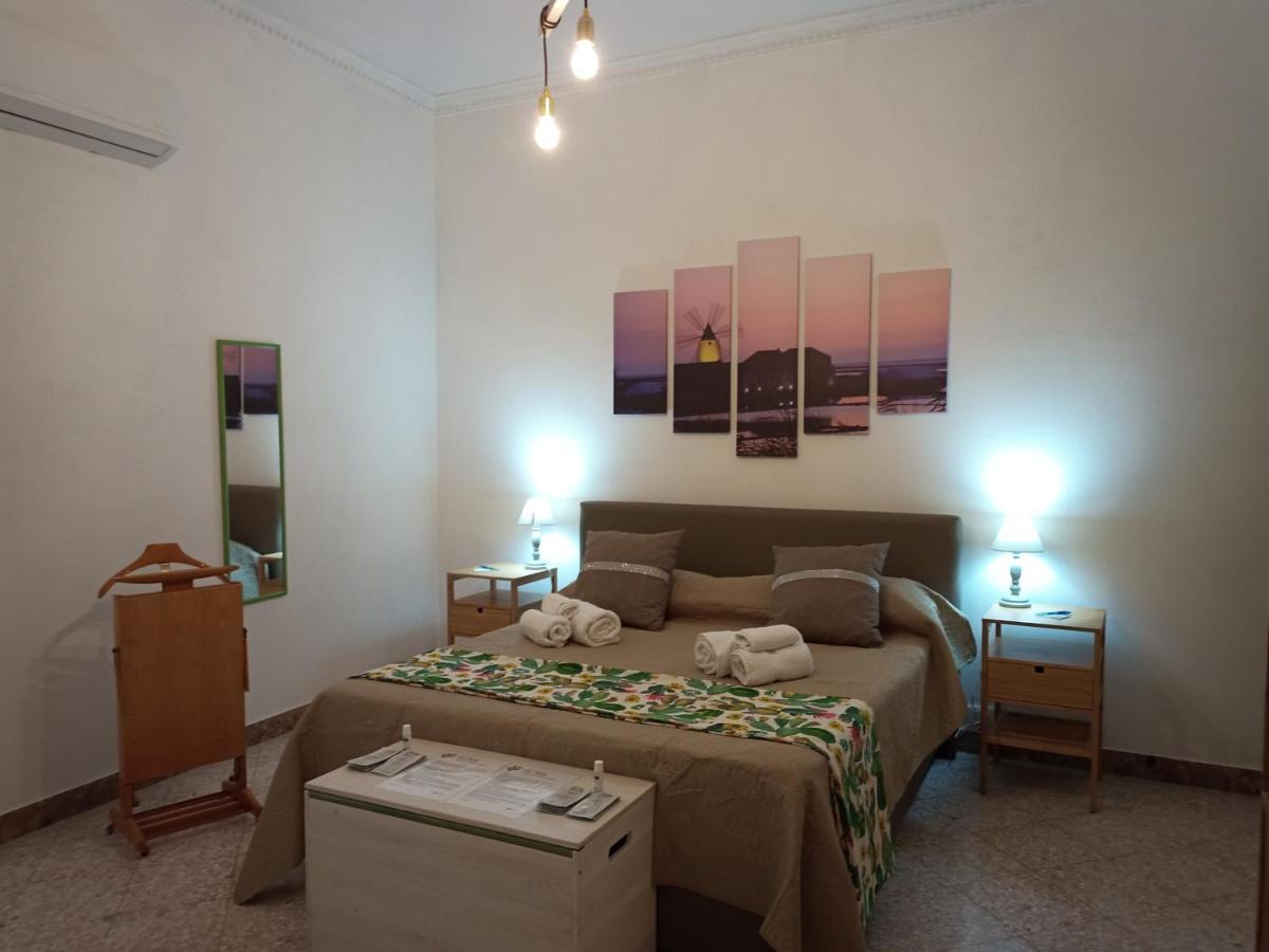 Casa Vacanze Ni Nuccia Trapani Exterior foto